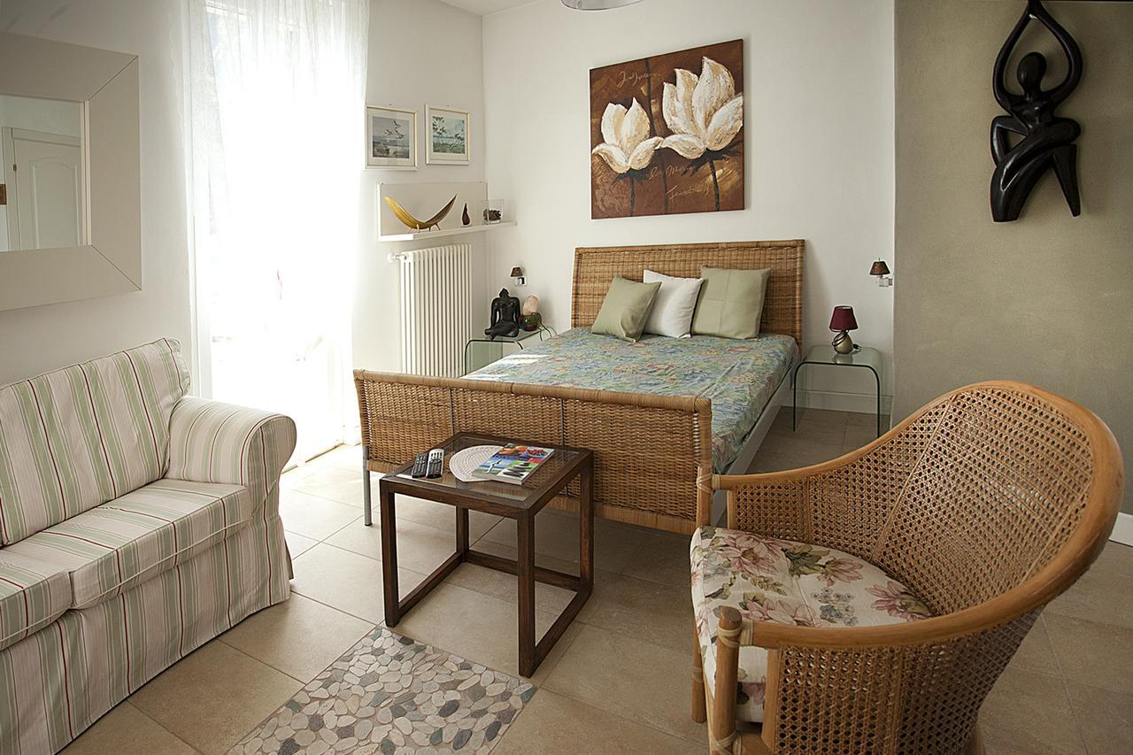 B&B Spiaggia Bianca Onno Ruang foto
